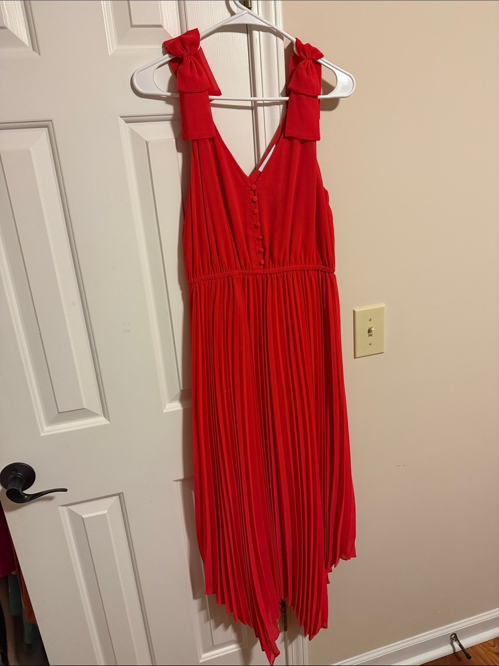 Gibson Latimer Bold Red Pleated Midi Dress with Bow Straps